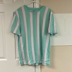 Forever 21 Men’s Vertical Striped Cotton Tee